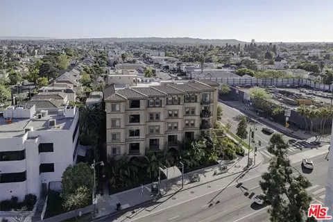 4180 Wilshire Blvd #301, Los Angeles, CA 90010