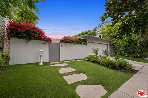 11360 Bolas St, Los Angeles, CA 90049