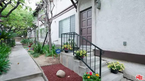 149 S Avenue 54 #15, Los Angeles, CA 90042