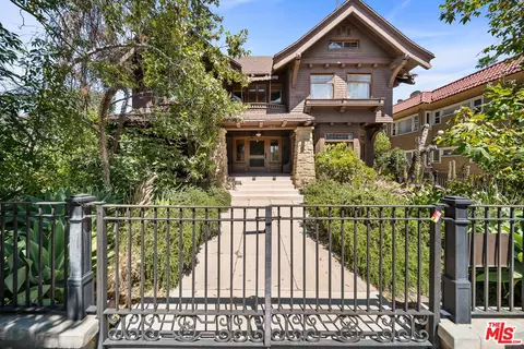 2618 Kenwood Ave, Los Angeles, CA 90007