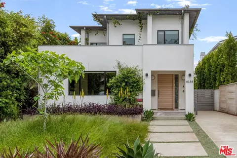 1039 Galloway St, Pacific Palisades, CA 90272