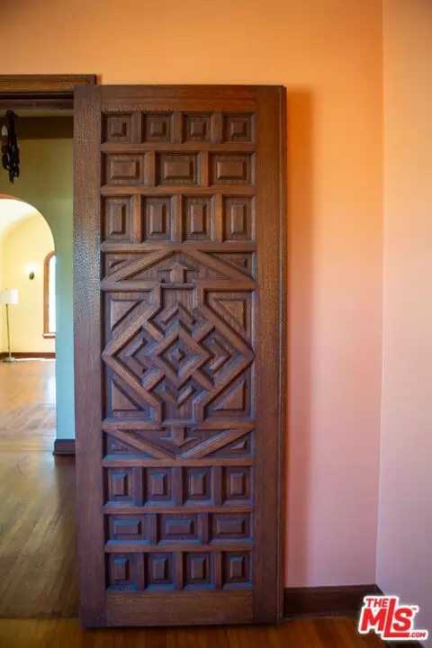 Entry Way - 303 W Walnut Ave, Lompoc, CA 93436 photo 1 of 10