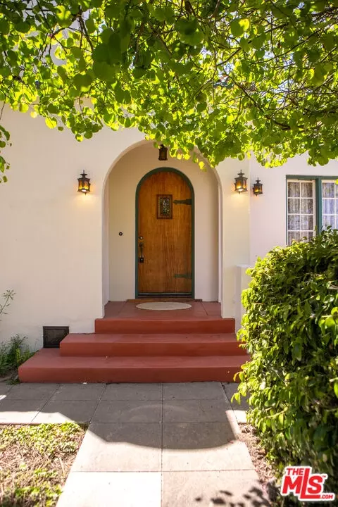 Exterior - 303 W Walnut Ave, Lompoc, CA 93436 photo 13 of 29