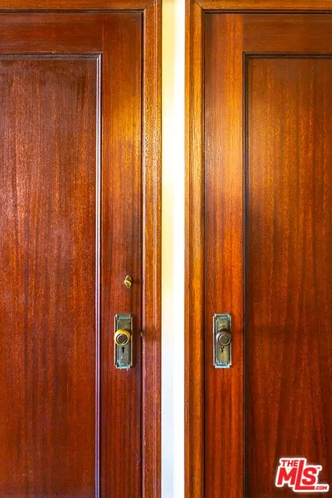 Entry Way - 303 W Walnut Ave, Lompoc, CA 93436 photo 8 of 10