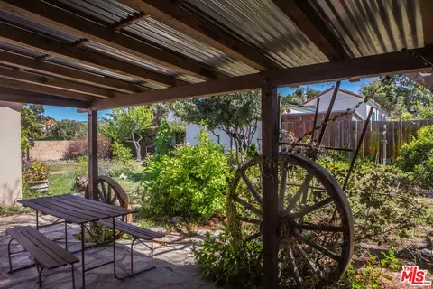 Exterior - 303 W Walnut Ave, Lompoc, CA 93436 photo 23 of 29