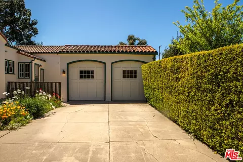 Exterior - 303 W Walnut Ave, Lompoc, CA 93436 photo 12 of 29