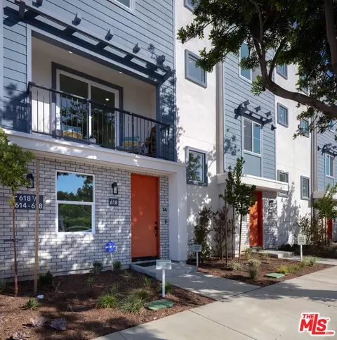 618 Dawson Ave, Long Beach, CA 90814 photo 2