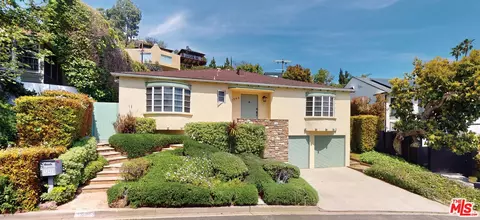 1344 Londonderry Pl, Los Angeles, CA 90069