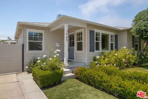 7965 Chase Ave, Los Angeles, CA 90045