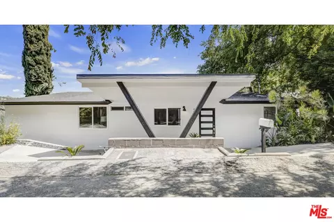 4560 Starling Way, Los Angeles, CA 90065