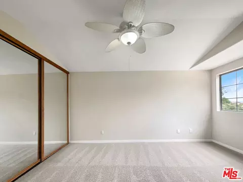 21859 Oliva Ct, Santa Clarita, CA 91350 photo 27