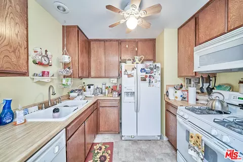 Kitchen - 8043 70th St, Paramount, CA 90723 photo 1 of 3