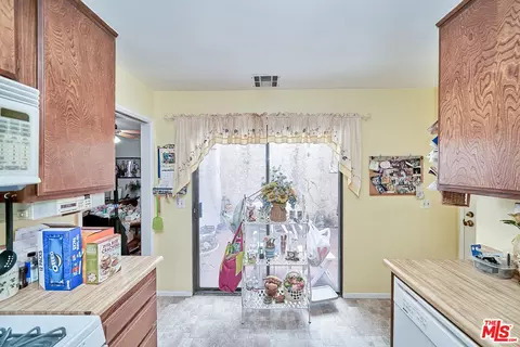 Kitchen - 8043 70th St, Paramount, CA 90723 photo 2 of 3