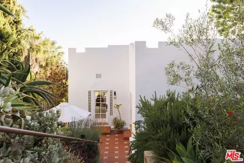 434 Crane Blvd, Los Angeles, CA 90065