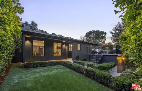 12170 Laurel Terrace Dr, Studio City, CA 91604