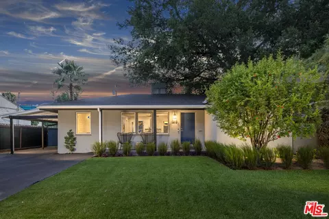 4919 Biloxi Ave, West Toluca Lake, CA 91601