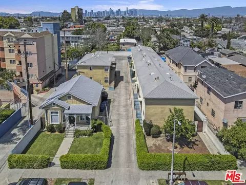 1129 E 52nd St, Los Angeles, CA 90011