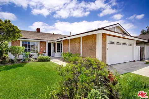 13900 Rose St, Cerritos, CA 90703