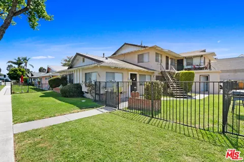 15803 Passage Ave, Paramount, CA 90723 photo 4