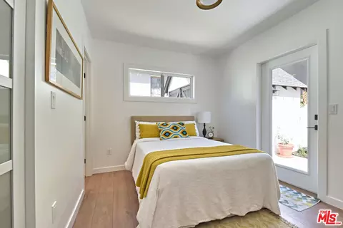 2536 Devonshire Ln, Altadena, CA 91001 photo 18