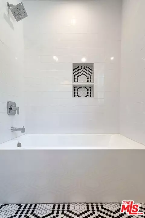 2536 Devonshire Ln, Altadena, CA 91001 photo 26