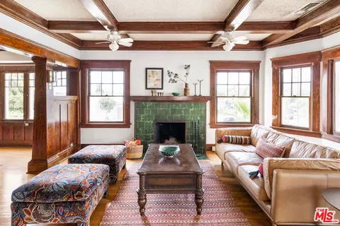 470 Holland Ave, Los Angeles, CA 90042