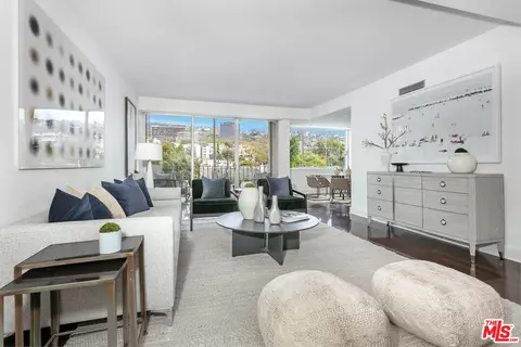 818 N Doheny Dr #307, West Hollywood, CA 90069
