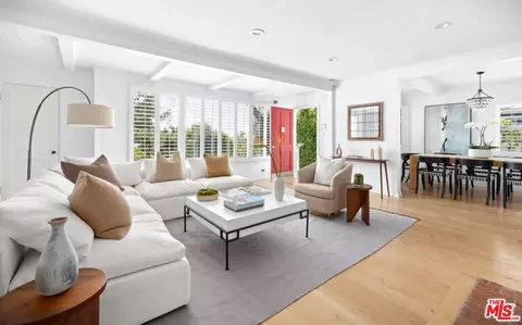 11224 Sunshine Ter, Studio City, CA 91604