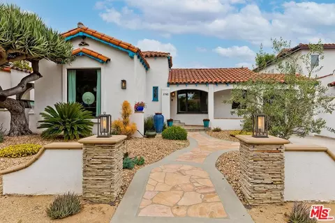 1742 Alvira St, Los Angeles, CA 90035