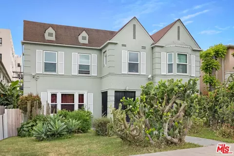 4754 Oakwood Ave, Los Angeles, CA 90004