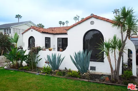 5147 Deane Ave, Los Angeles, CA 90043