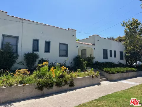 102 N Broadway, Redondo Beach, CA 90277 photo 9