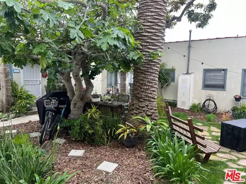 102 N Broadway, Redondo Beach, CA 90277 photo 21