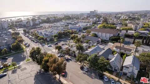 102 N Broadway, Redondo Beach, CA 90277