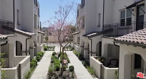 226 Babson Ct, Claremont, CA 91711