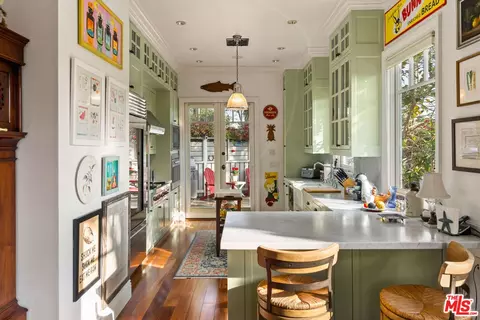 704 Superba Ave, Venice, CA 90291 photo 10