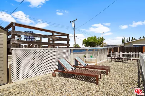 Exterior - 1043 Appleton Rd, Simi Valley, CA 93065 photo 6 of 14