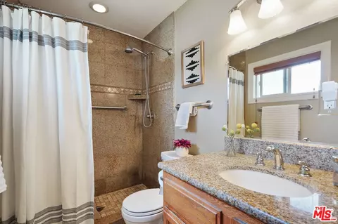 Bath - 1043 Appleton Rd, Simi Valley, CA 93065 photo 1 of 2