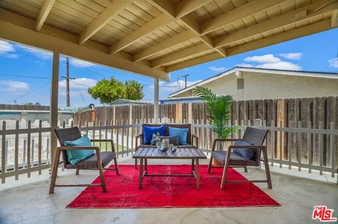 Exterior - 1043 Appleton Rd, Simi Valley, CA 93065 photo 2 of 14