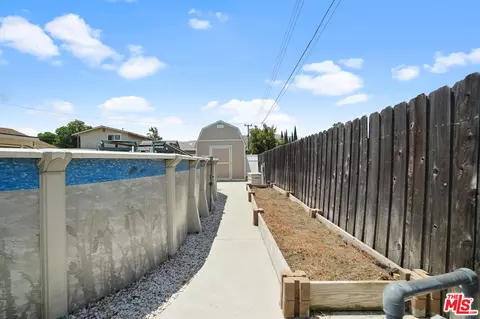 Exterior - 1043 Appleton Rd, Simi Valley, CA 93065 photo 10 of 14