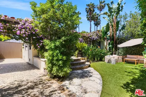 10979 Ayres Ave, Los Angeles, CA 90064