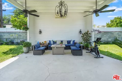 8915 Eames Ave, Northridge, CA 91324 photo 15