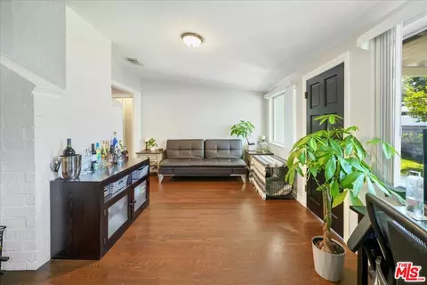 8915 Eames Ave, Northridge, CA 91324 photo 8