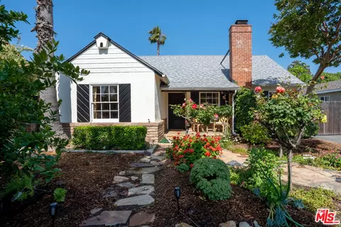 4912 Denny Ave, North Hollywood, CA 91601
