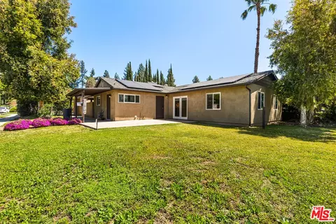 16529 San Fernando Mission Blvd, Granada Hills, CA 91344