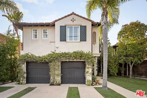 7965 W 83rd St, Playa Del Rey, CA 90293