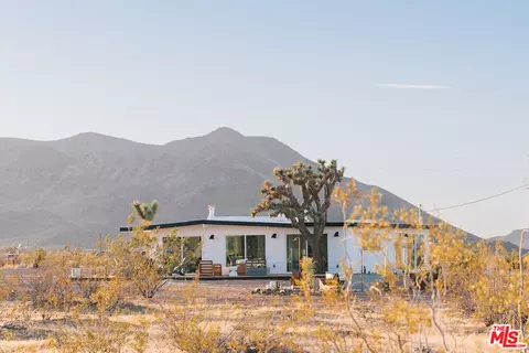 Exterior - 60277 Stearman Rd, Landers, CA 92285 photo 4 of 14