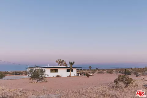 Exterior - 60277 Stearman Rd, Landers, CA 92285 photo 11 of 14