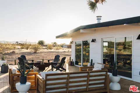 Exterior - 60277 Stearman Rd, Landers, CA 92285 photo 10 of 14