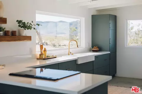 Kitchen - 60277 Stearman Rd, Landers, CA 92285 photo 4 of 11